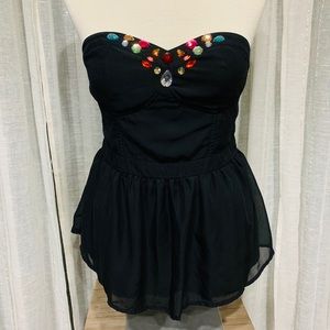 Wet seal strapless top